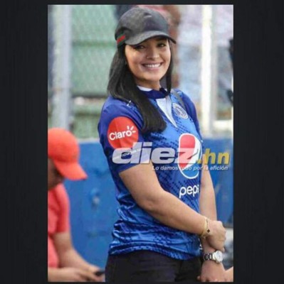 TOP 20: Las novias, esposas y aficionadas más bellas de las semifinales del Clausura