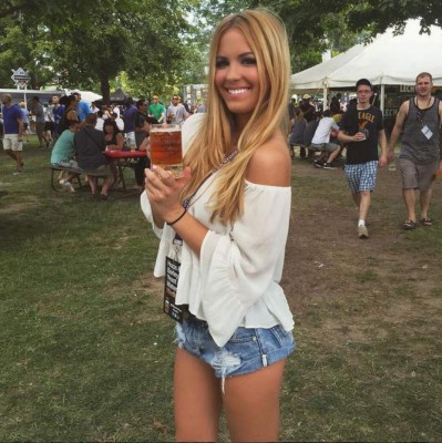 Beatrice Bouchard, la hermana gemela de tenista que besó a Neymar