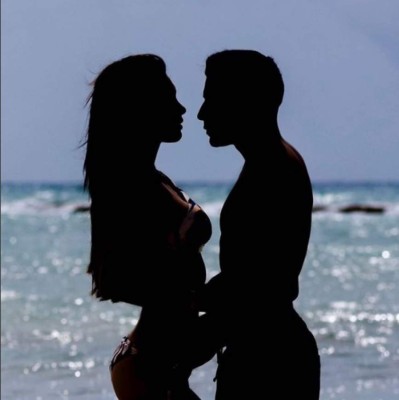 Ella es Lluvia Carrillo, la bella novia de jugador del Tigres de México