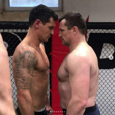 ¡Insólito! De conquistar la Champions League con el Liverpool a ser luchador de MMA por un día