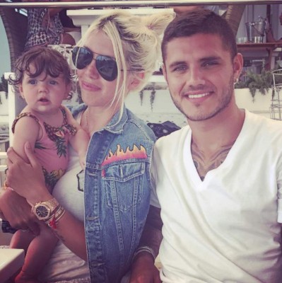 Las fotos de infarto de Wanda Nara, la mujer de Mauro Icardi en Ibiza