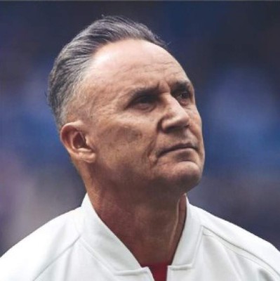 Hasta Carlos Pavón: Así serán tus ídolos y los grandes cracks del fútbol cuando sean ancianos