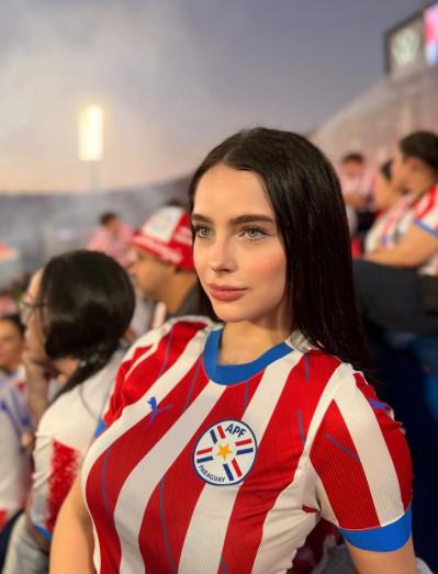 ¿Quiénes son? Las preciosas aficionadas que enamoran en el Mundial 2026