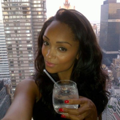 Así es Carla, la chica a la que consciente Vincent Kompany con el FIFA 16