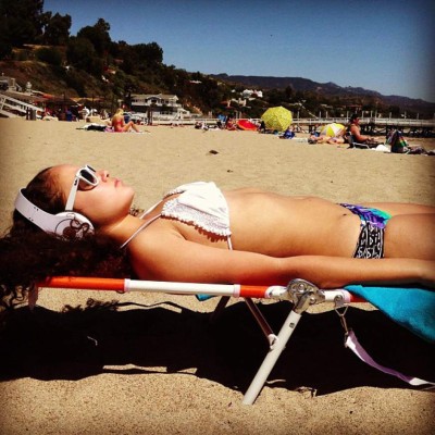 FOTOS: Así luce Madisson Pettis, la 'hija' de la Roca en 'Entrenando a Papá'