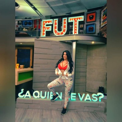 Zelma Cherem, la espectacular presentadora que es sensación en México