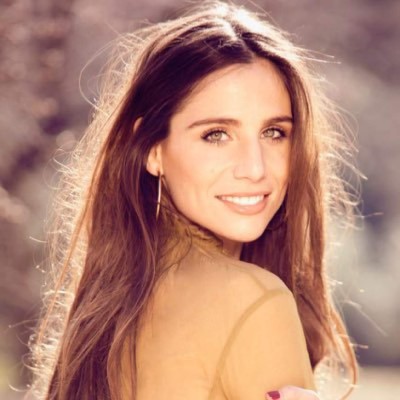 ¡Todo un goleador! Las mejores fotos de las novias de Chicharito Hernández