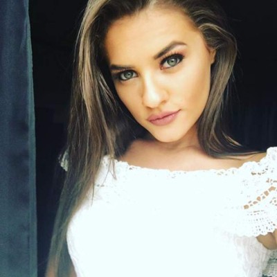 ¿Se parecen? Valeria Mobley encarna a Andrea Salas en la película de Keylor Navas