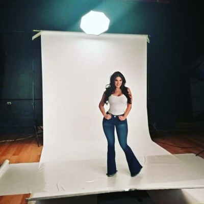 Zelma Cherem, la espectacular presentadora que es sensación en México