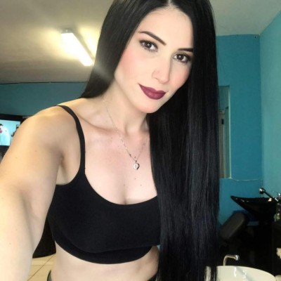 Rubí González, la bella presententadora mexicana aficionada al Monterrey