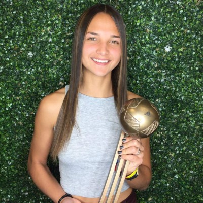 Ella es Deyna Castellanos, la preciosa venezolana que puso celosa a Georgina Rodríguez