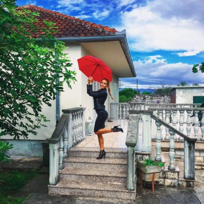 ¡Impresionante! Observe las fotos de la piloto más hermosa del mundo