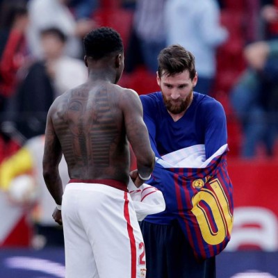 ¿Quién es? La historia detrás de las imágenes de Messi con jugador del Sevilla