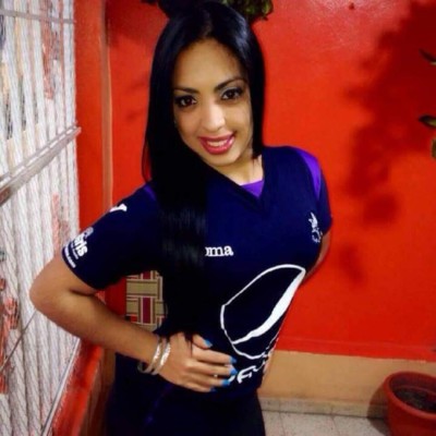 Izza Alfaro la espectacular reina de la zumba en Honduras