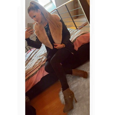 Janina Neoral, la exuberante novia alemana del jugador mexicano Marco Fabian