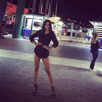 Nathalia Casco revoluciona las redes con fotos en diminuto bikini