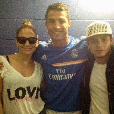 ¡Los famosos tienen su equipo para el clásico español Barcelona-Real Madrid!