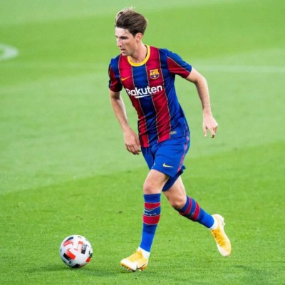 Mercado: Fichaje y baja oficial en el Barcelona, el bombazo de Messi y Ancelotti al Real Madrid