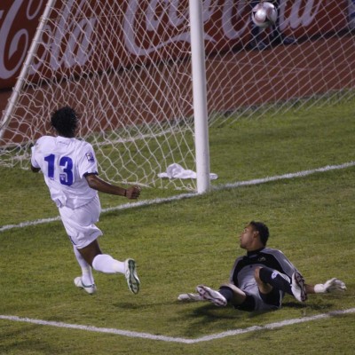 Honduras supera a Costa Rica en los últimos 10 encuentros de eliminatoria