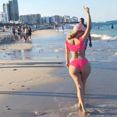 Así es la exuberante Roxana Kafati, exreina de belleza hondureña