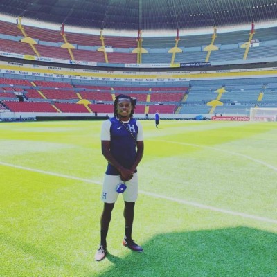 Jugadores Sub-23 de Honduras muestran el lado íntimo del reconocimiento de cancha del estadio Jalisco