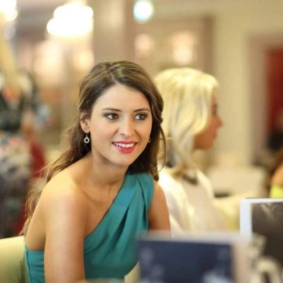 Javier Aquino dejó a la escultural Zoe Robb por la sensual Lluvia Carrillo