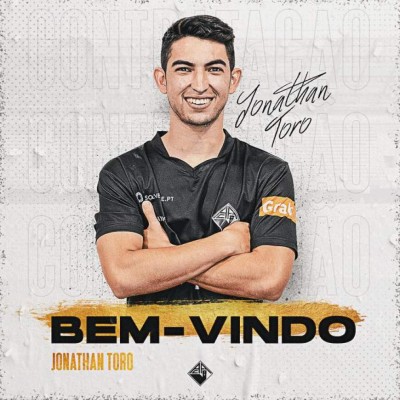 MERCADO: Hondureño al Huesca de España, el giro en el futuro de Mario Martínez y los fichajes 'bomba' en Marathón