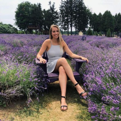 Romell Quioto se estrena como modelo y lo hace junto a una hermosa rubia canadiense