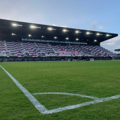 Desde adentro: David Beckham muestra junto a su esposa el nuevo estadio del Inter de Miami