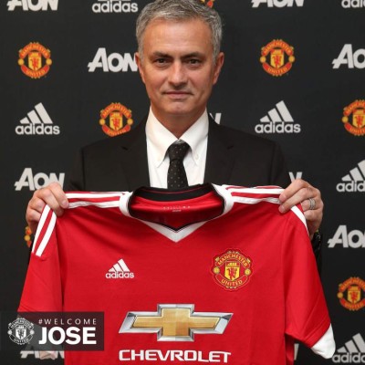 Fotos: Así fue la presentación de José Mourinho como DT de Manchester United