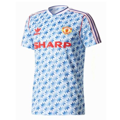 Con una del Barça y Real Madrid: estas son las camisetas más horribles que se han visto en el fútbol