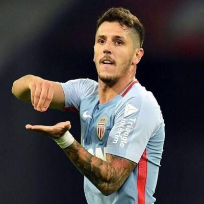 Con Messi: Los mejores futbolistas del mundo que siguen libres en el mercado de fichajes