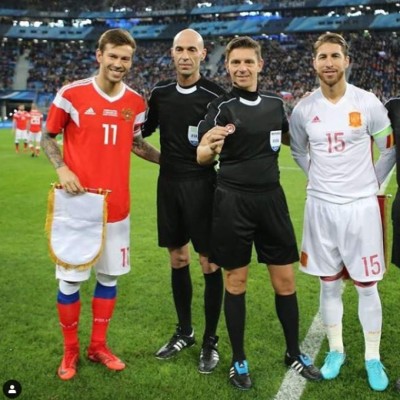 Polémica y críticas a futbolista ruso que se casará con la nieta menor de un expresidente