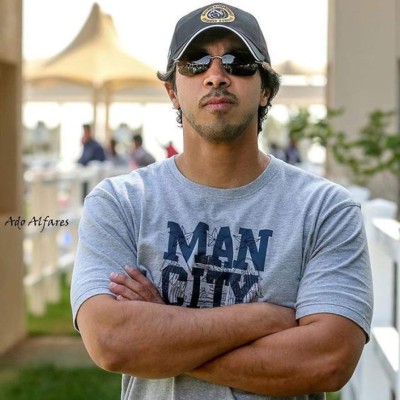 Así es la tremenda vida del jeque con más poder en el fútbol y que amenaza con llevarse a Messi