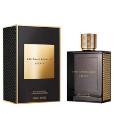 ¡Exitosos! Futbolistas triunfan dentro y fuera de la cancha