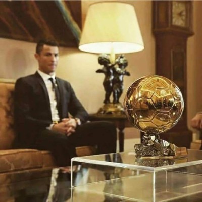 ¡Ni ganando se salva! Los memes ridiculizan a Cristiano Ronaldo tras ganar el Balón de Oro
