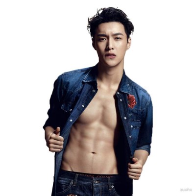 Los futbolistas que aparecen en la lista de los 100 hombres más guapos según Malaysia Report