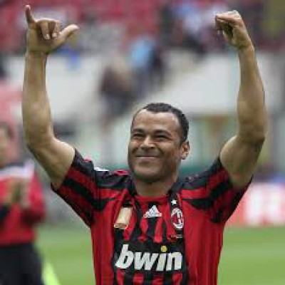 Los grandes cracks brasileños que han vestido la camisa del AC MIlan