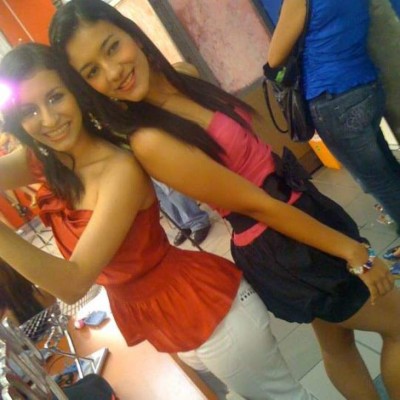 Roxana Kafati, la esposa de Esdras Padilla que roba miradas en las redes sociales