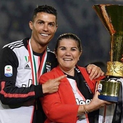 Las 18 increíbles historias que cambiarán tu opinión sobre Cristiano Ronaldo