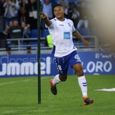 Fichajes: Tres hondureños al extranjero y Ramón Núñez volvería