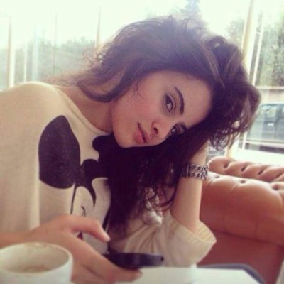 Amira Al Jaziri, la hermosa esposa de uno de los referentes que enfrentará Panamá en Rusia