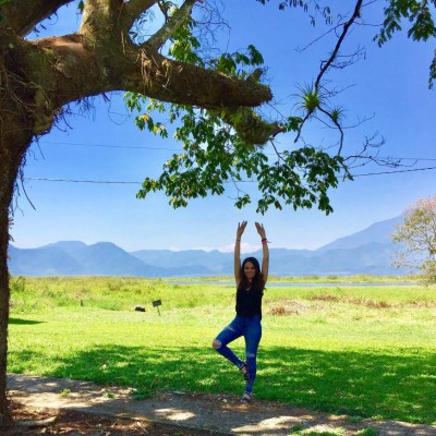 ¡Qué calor! Así fueron las vacaciones de verano de Sirey Morán, la sexy seguidora de Real España