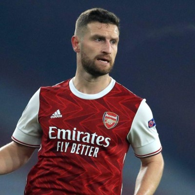 Con Messi: Los mejores futbolistas del mundo que siguen libres en el mercado de fichajes