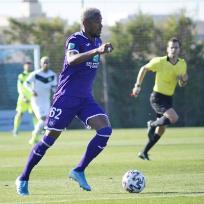 Los compañeros de lujo que podría tener Alberth Elis en el Anderlecht, club que preguntó por él