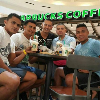 Así disfrutan sus vacaciones los futbolistas hondureños