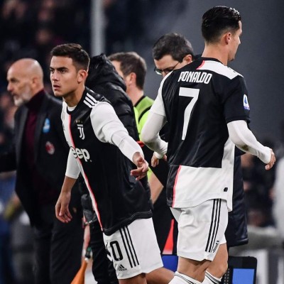 Directo al vestuario: Sarri sacó otra vez a Cristiano Ronaldo y se fue molesto de la cancha