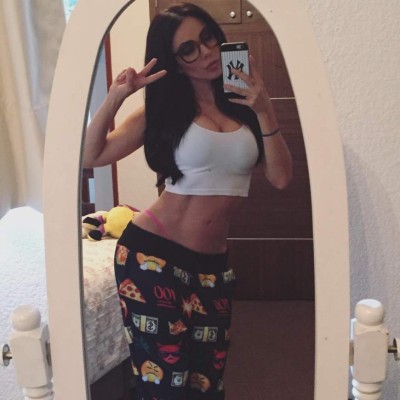 Los descuidos que se han visto de la candente Jimena Sánchez en redes sociales