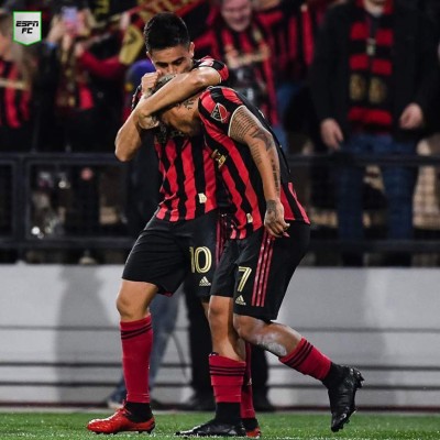 La salida de Jonathan Rougier, festejos de Josef y 'Pity' Martínez y locura en las gradas