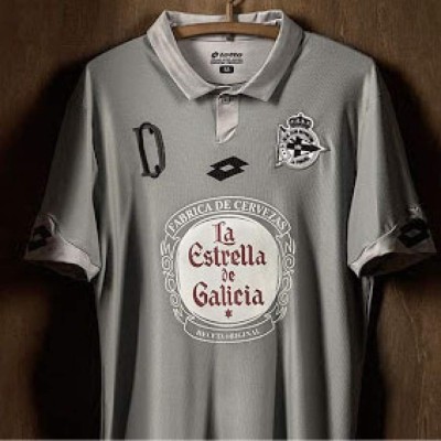 Camiseta de Saprissa lucha por ser la mejor del año en el mundo